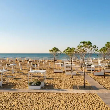 Cozy 300 M From The Sea Апартаменты Бибионе